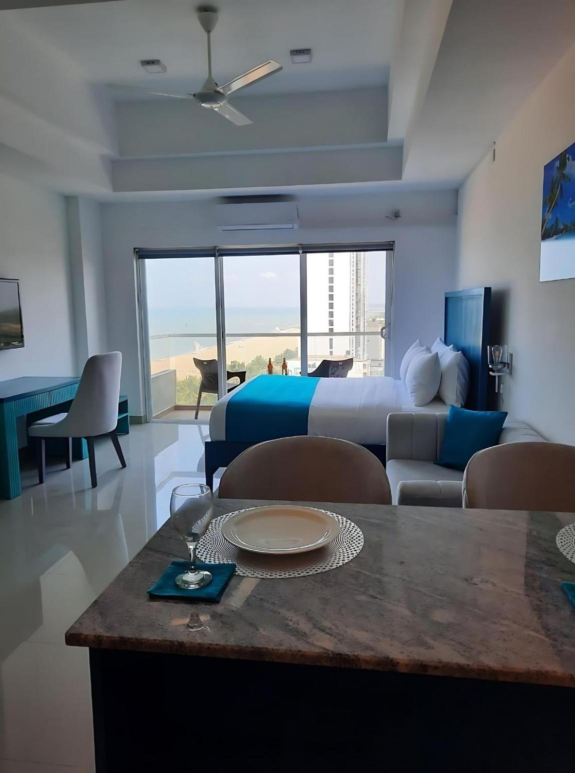 Negombo Ocean Breeze - Bliss On The Beach Luxury Apartments By Serendib Vacation Eksteriør bilde