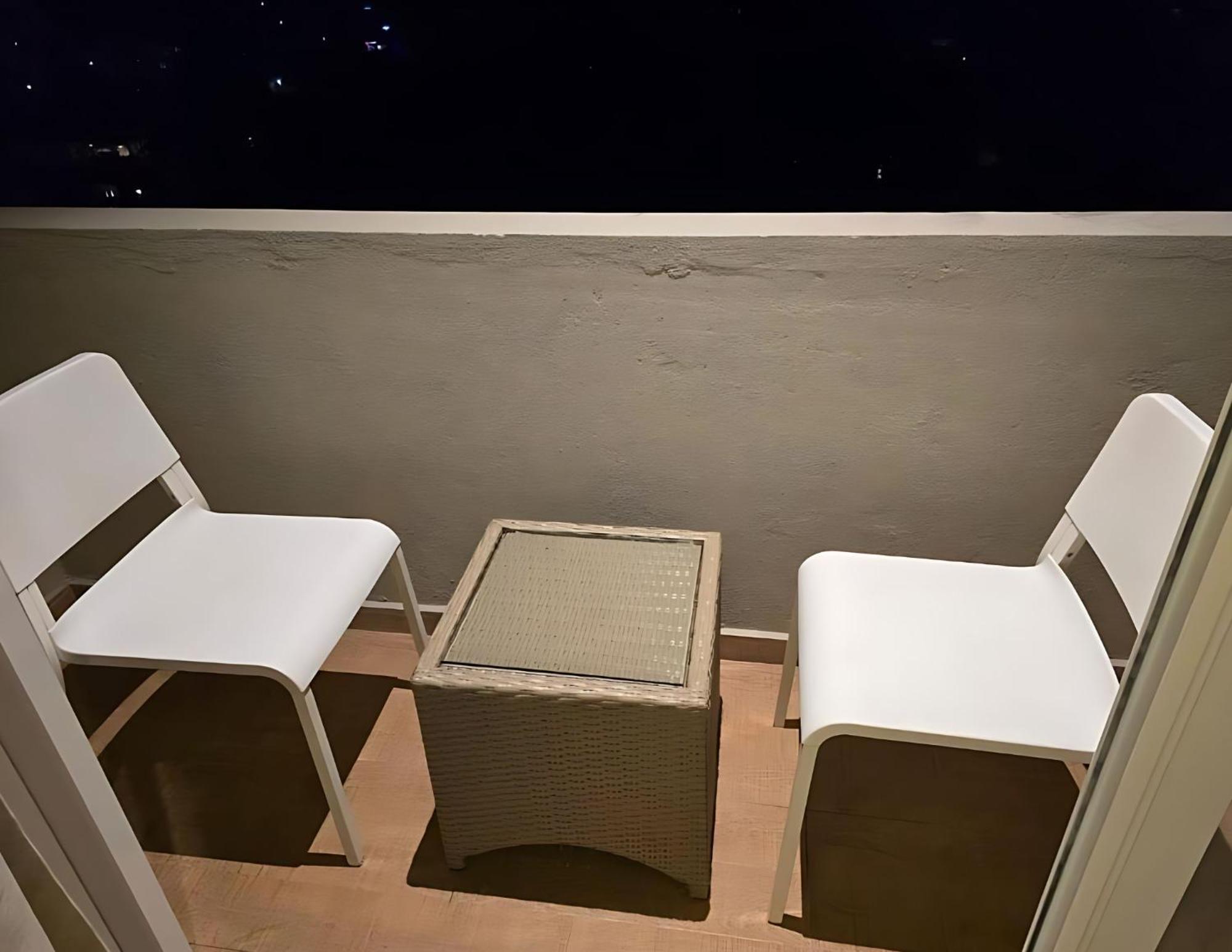 Negombo Ocean Breeze - Bliss On The Beach Luxury Apartments By Serendib Vacation Eksteriør bilde