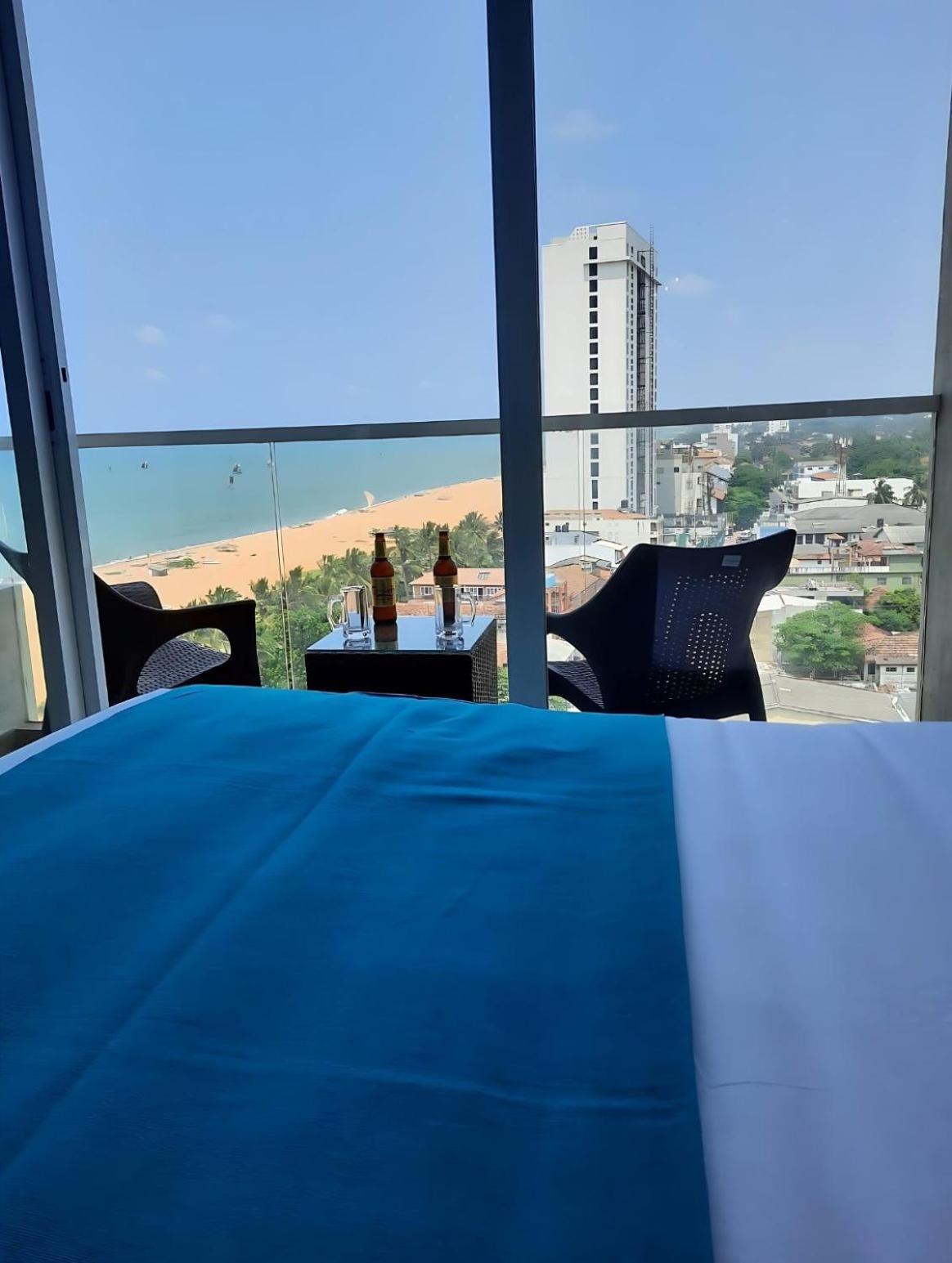 Negombo Ocean Breeze - Bliss On The Beach Luxury Apartments By Serendib Vacation Eksteriør bilde