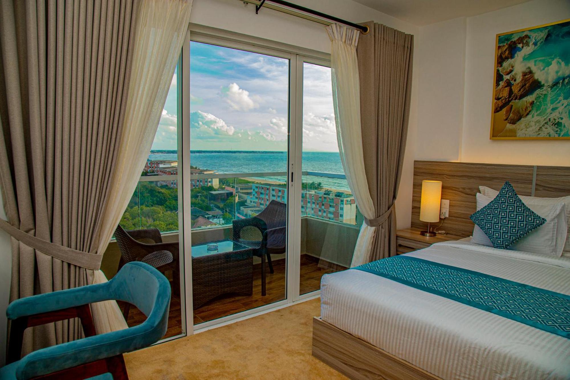 Negombo Ocean Breeze - Bliss On The Beach Luxury Apartments By Serendib Vacation Eksteriør bilde