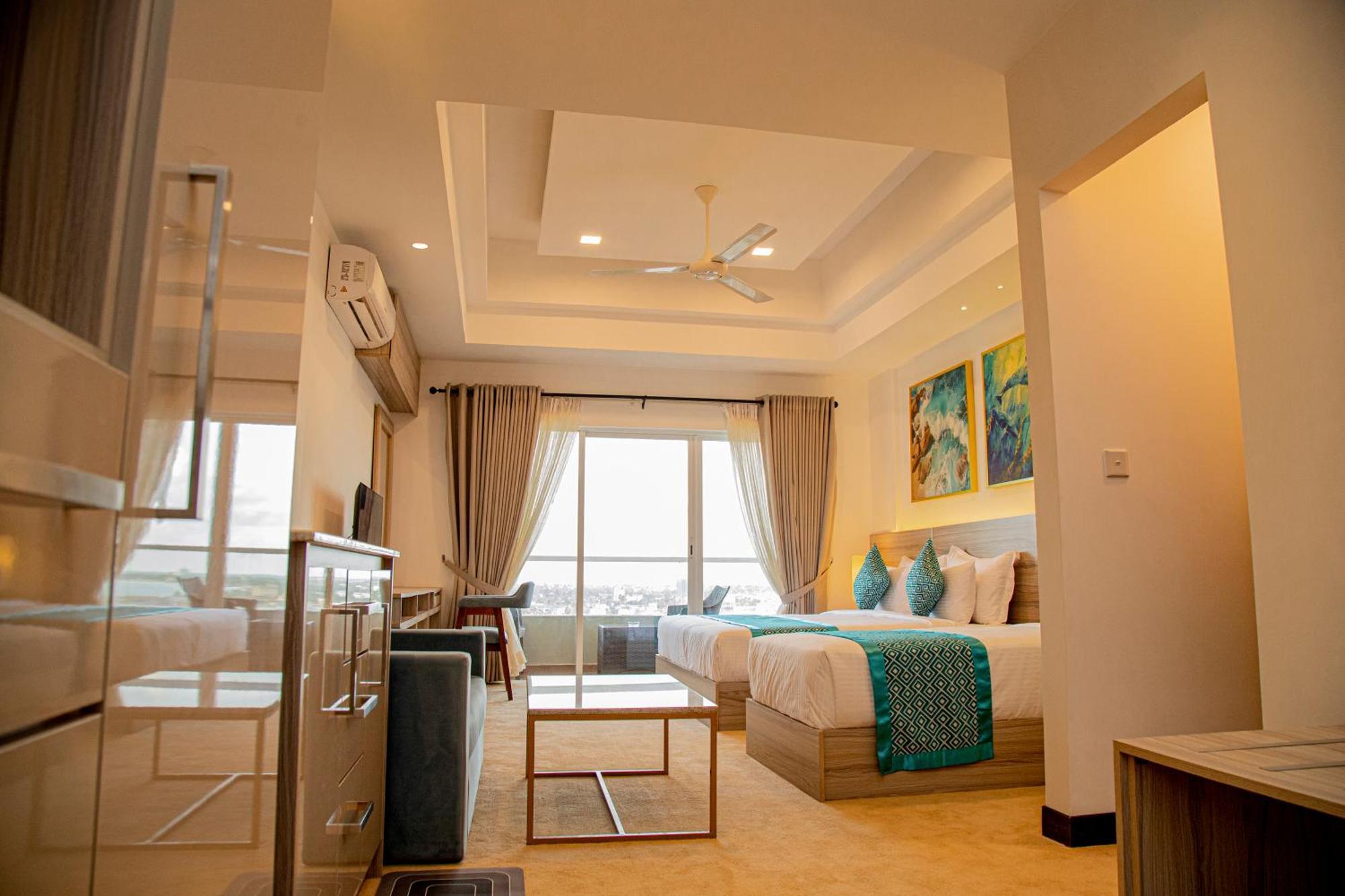 Negombo Ocean Breeze - Bliss On The Beach Luxury Apartments By Serendib Vacation Eksteriør bilde